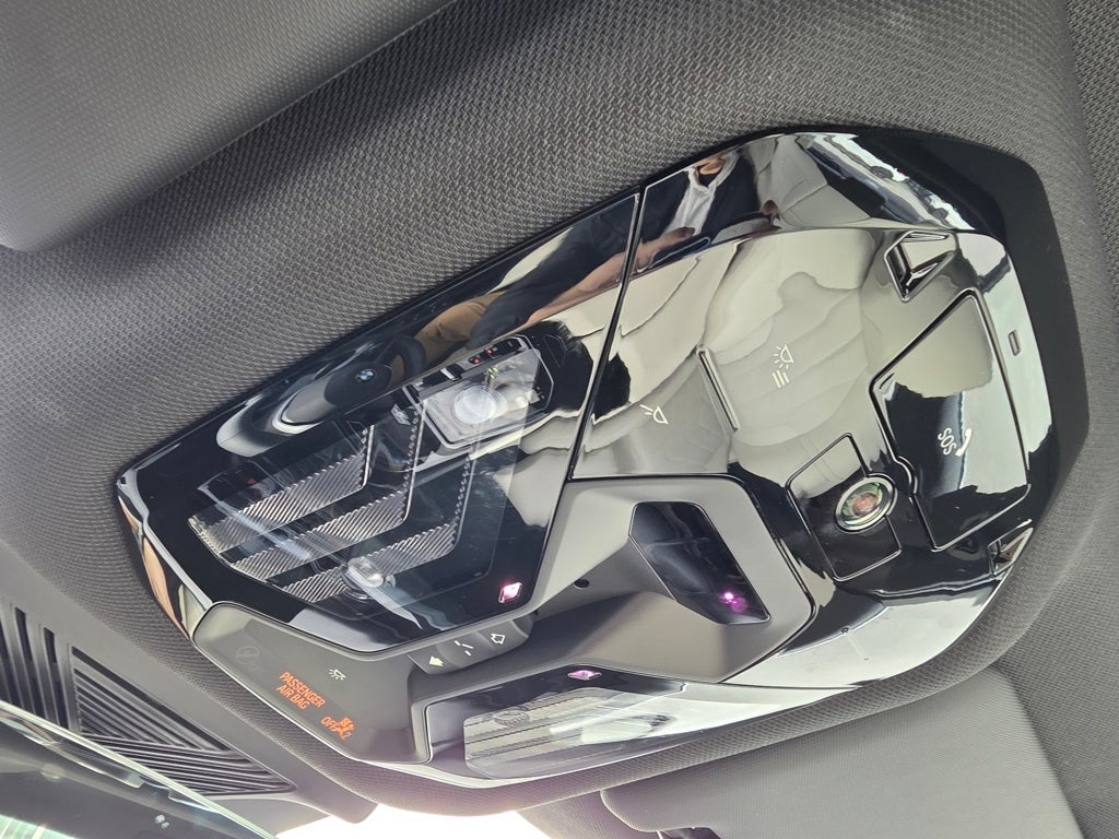 2024 BMW 5 Series 530i