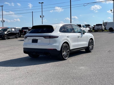 2023 Porsche Cayenne Platinum Edition