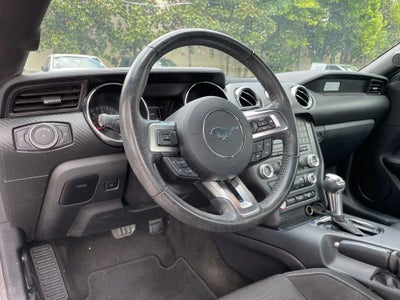 2017 Ford Mustang V6