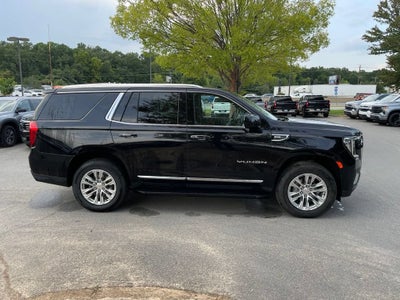 2024 GMC Yukon SLT