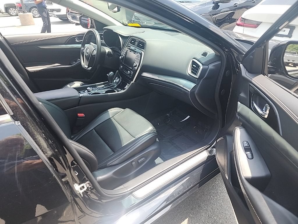 2021 Nissan Maxima SV
