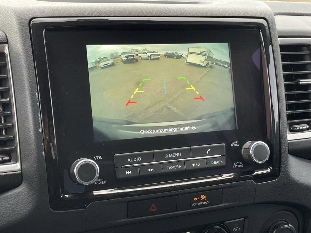 2022 Nissan Frontier SV