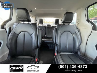 2023 Chrysler Pacifica Hybrid Touring L