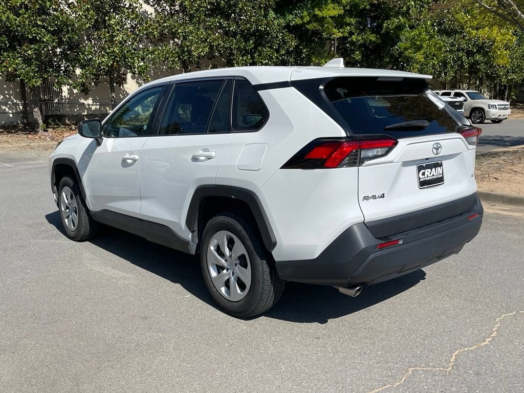 2025 Toyota RAV4 LE