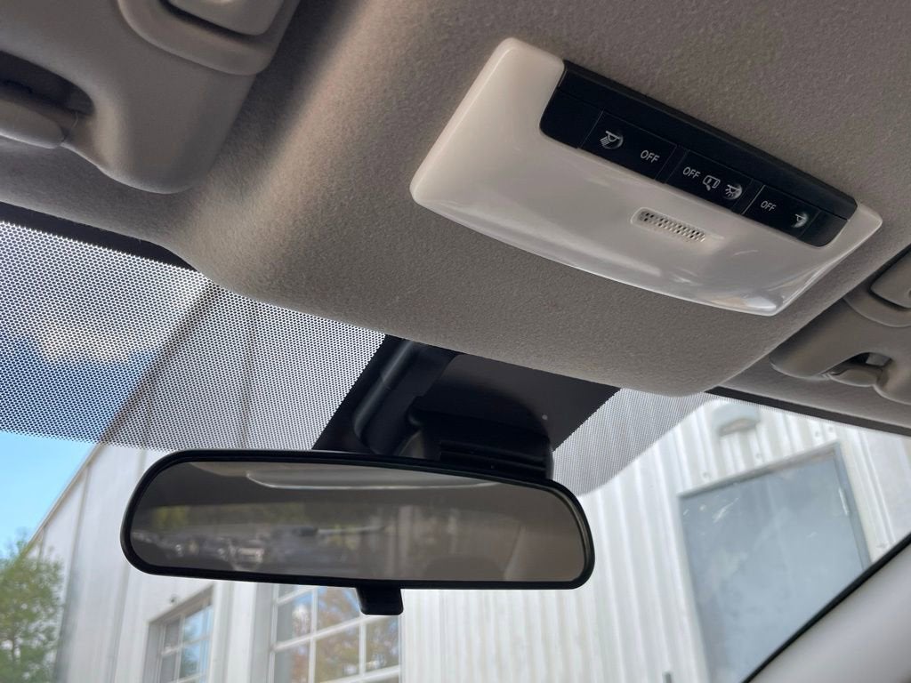 2022 Nissan Versa SV