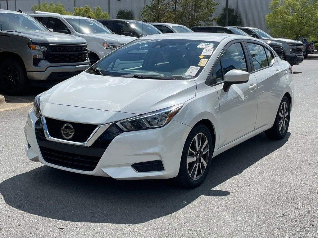 2022 Nissan Versa SV