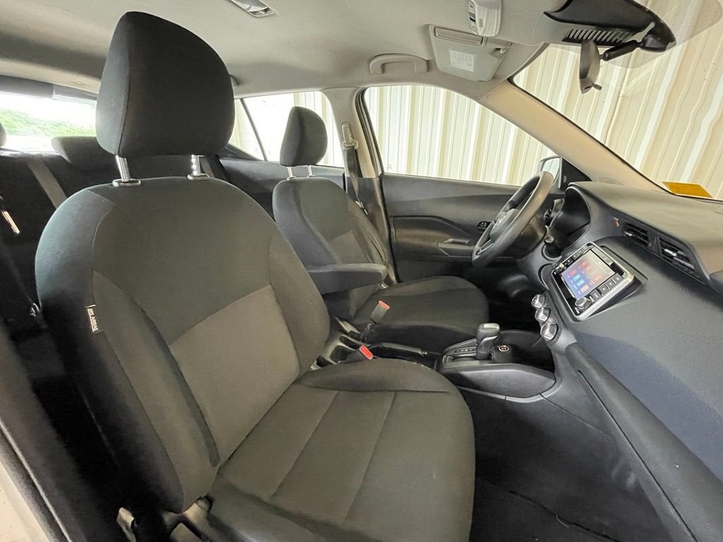 2023 Nissan Kicks S