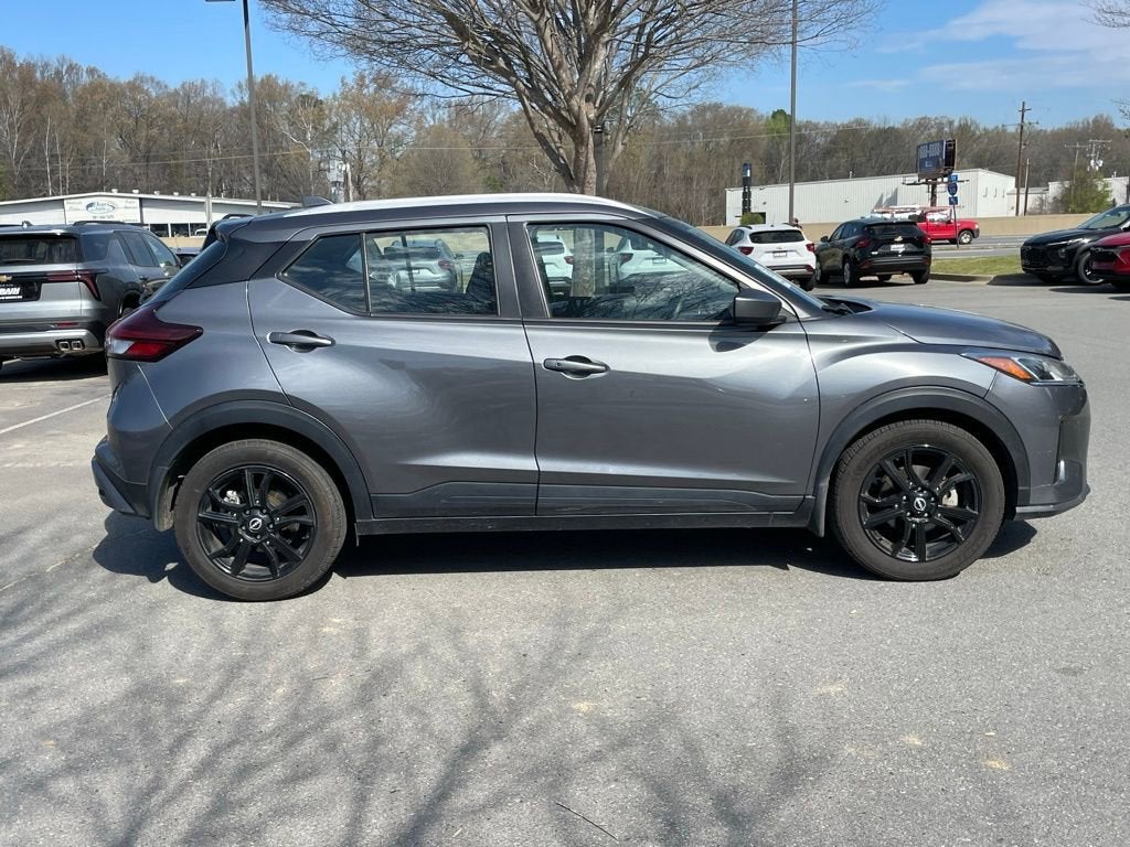 2023 Nissan Kicks SV