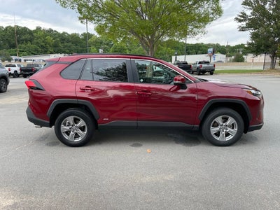 2025 Toyota RAV4 Hybrid XLE
