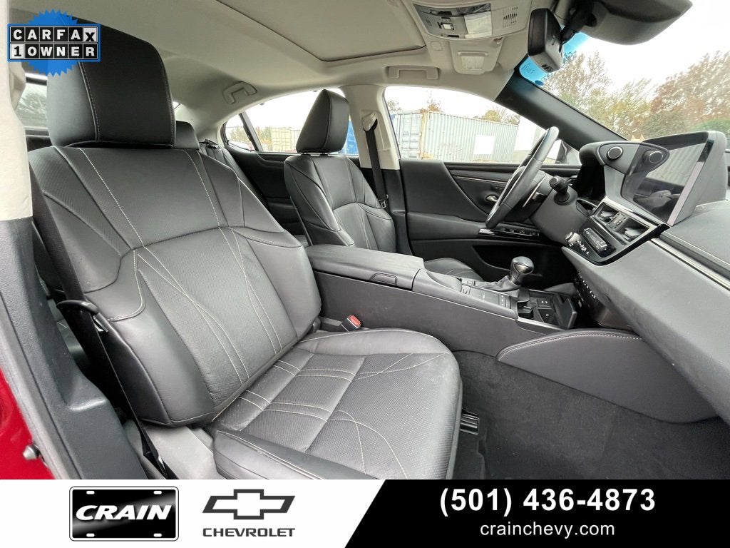 2022 Lexus ES ES 300h Ultra Luxury