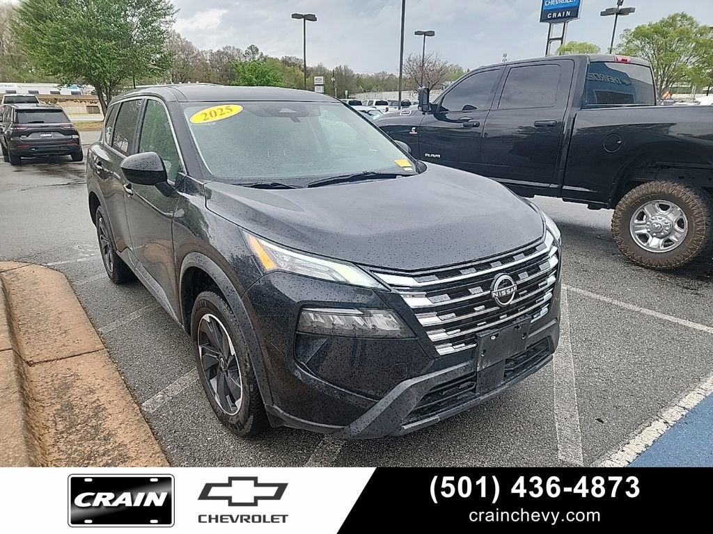 2025 Nissan Rogue SV