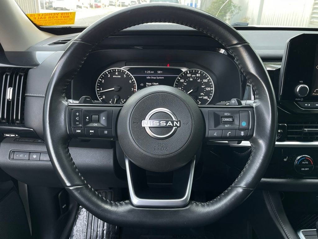 2022 Nissan Pathfinder SV