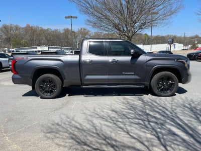 2022 Toyota Tundra 4WD Limited