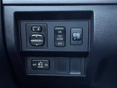2015 Toyota Tundra 4WD Truck SR