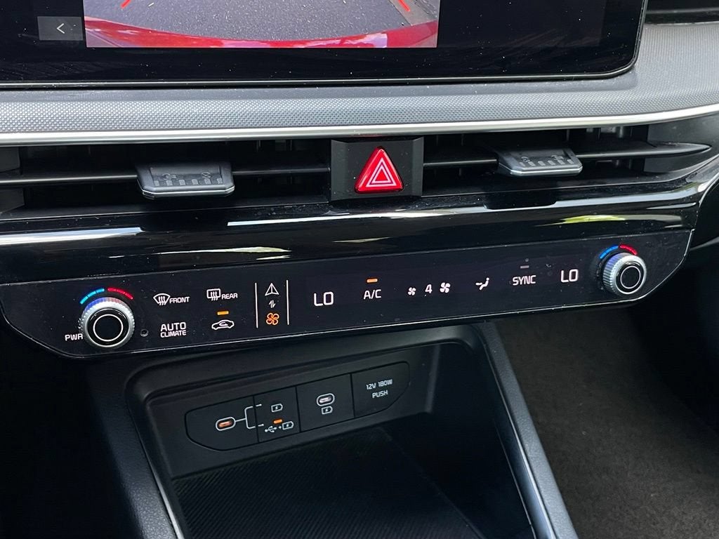 2025 Kia K5 LXS