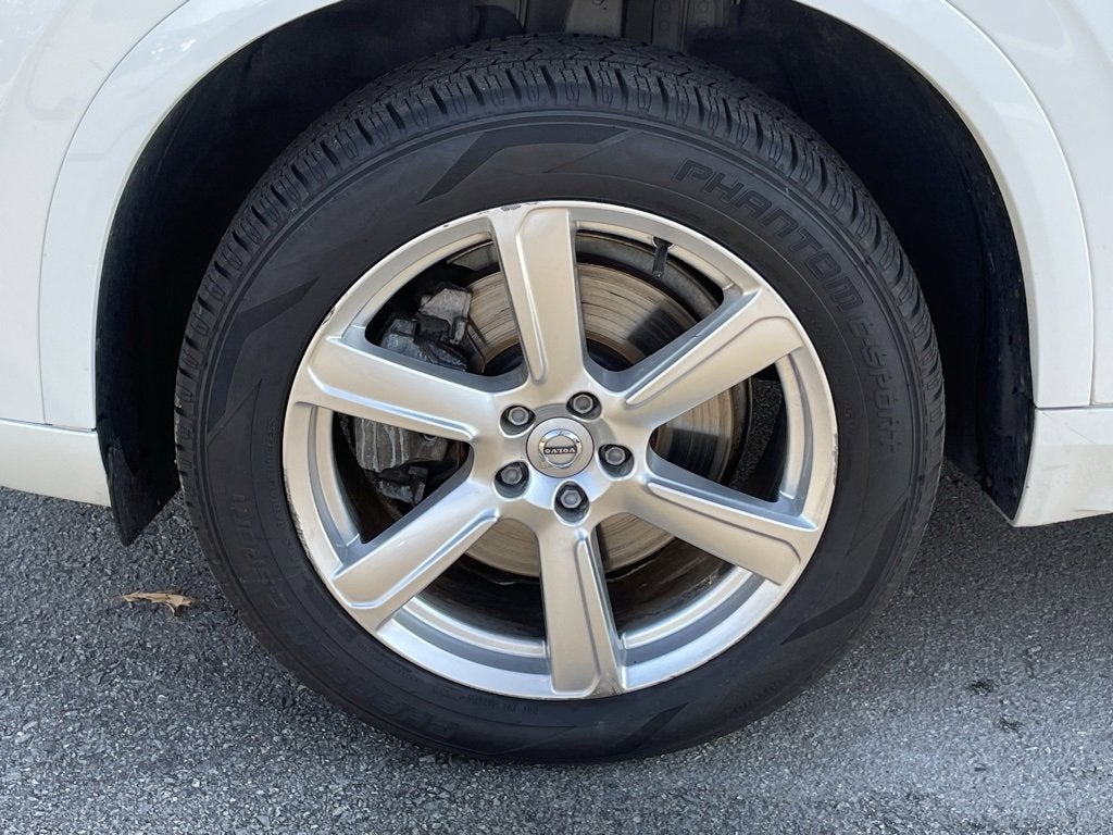 2021 Volvo XC90 Momentum