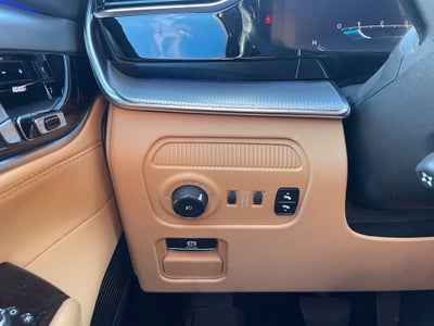 2023 Jeep Grand Wagoneer L Series III