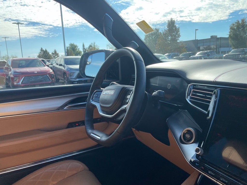 2023 Jeep Grand Wagoneer L Series III