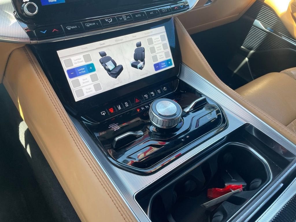 2022 Jeep Grand Wagoneer Series III