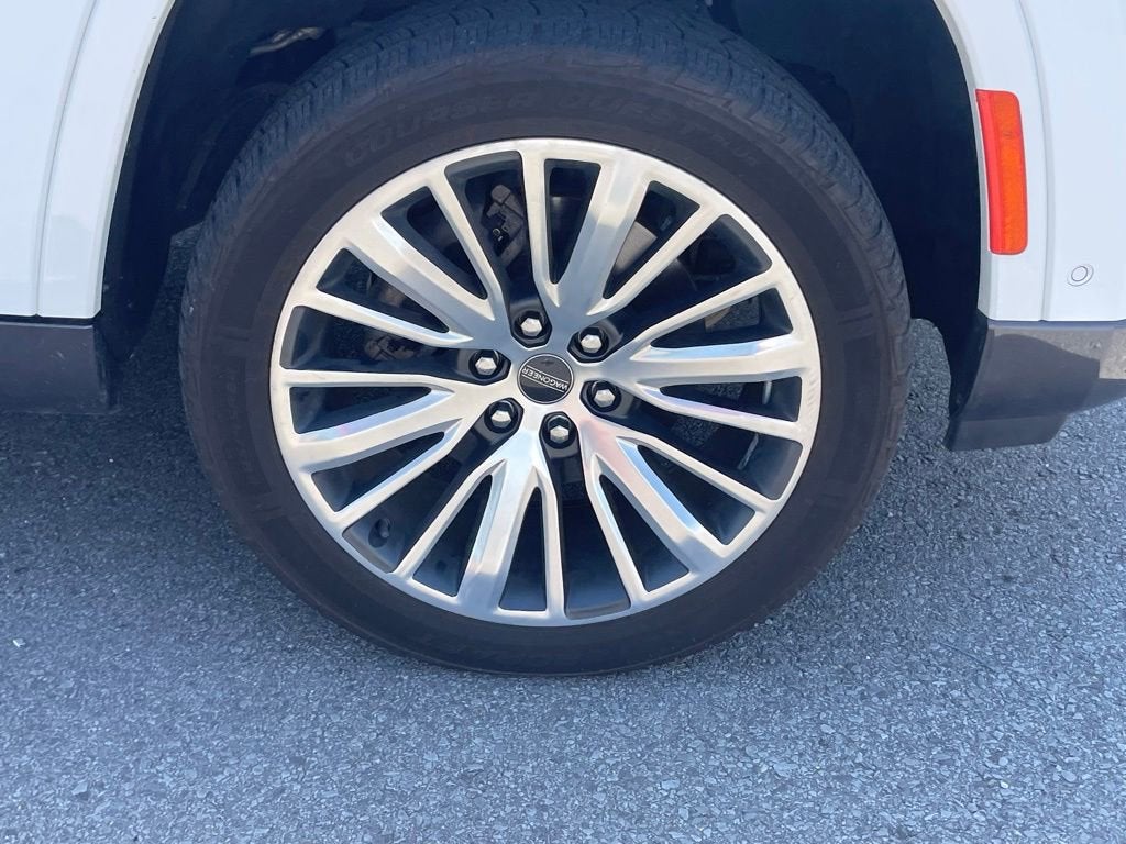 2022 Jeep Grand Wagoneer Series III