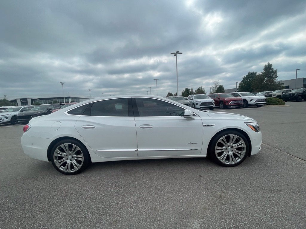 2018 Buick LaCrosse Avenir