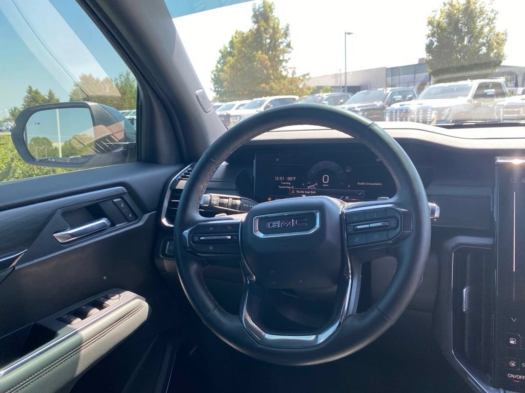 2025 GMC Acadia AT4