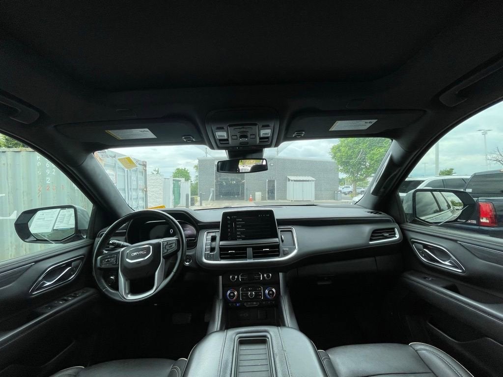 2023 GMC Yukon SLT