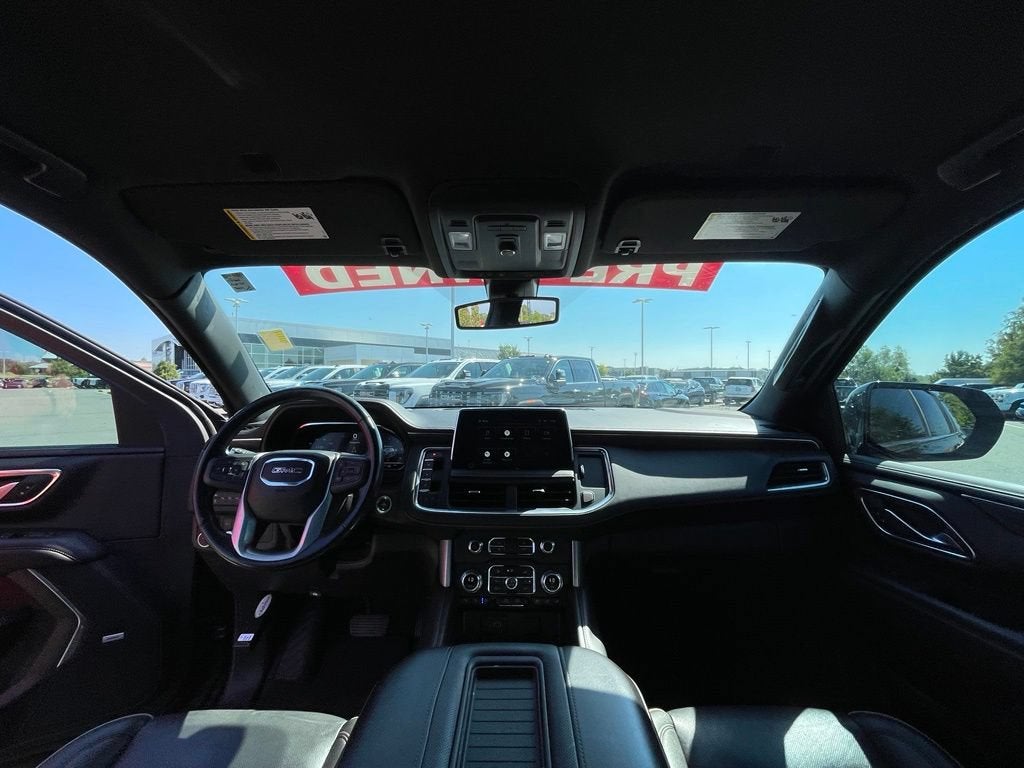2022 GMC Yukon XL SLT