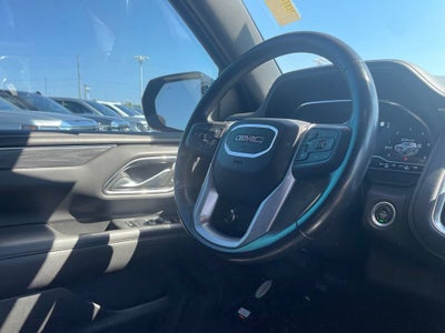 2022 GMC Yukon XL SLT