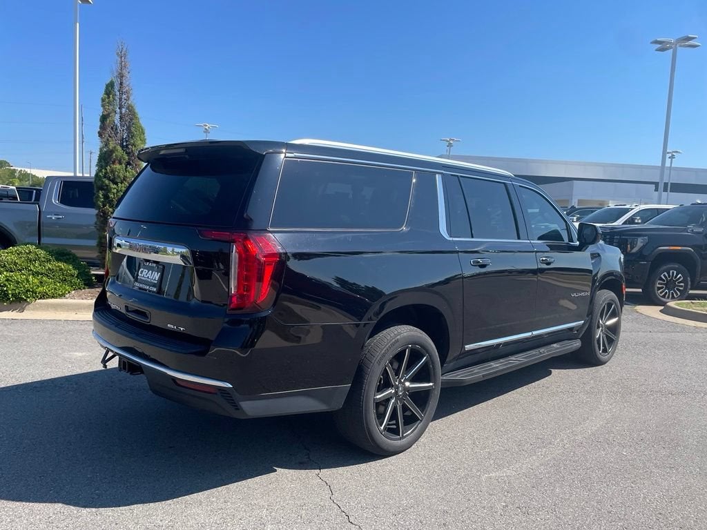 2022 GMC Yukon XL SLT