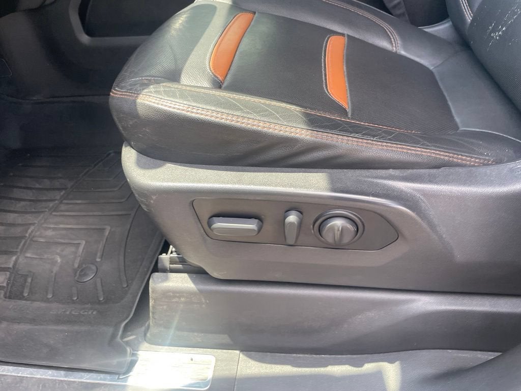 2022 GMC Sierra 1500 Limited AT4