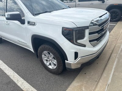 2023 GMC Sierra 1500 SLE