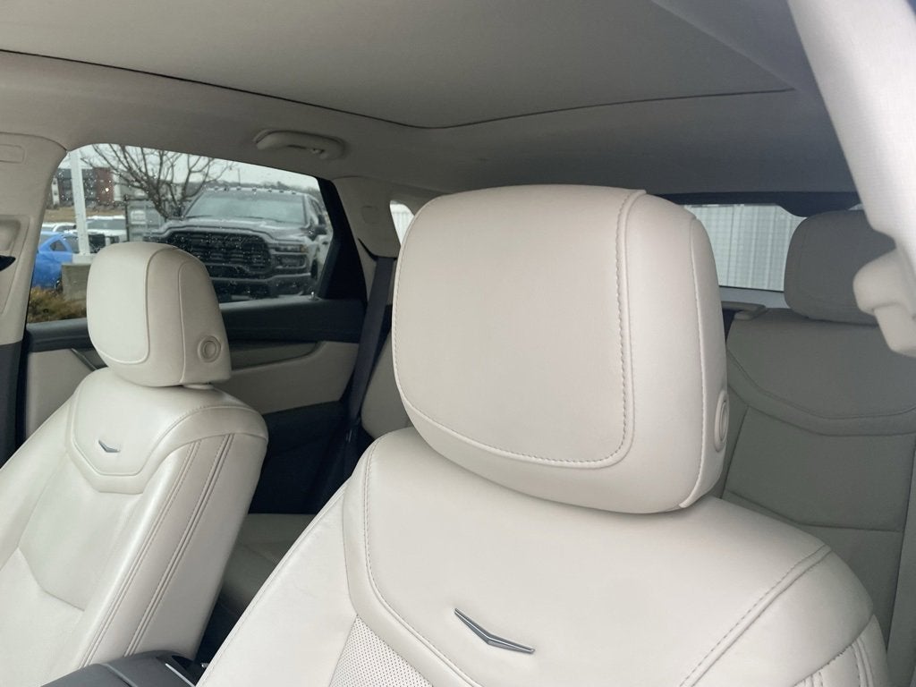 2021 Cadillac XT5 Premium Luxury