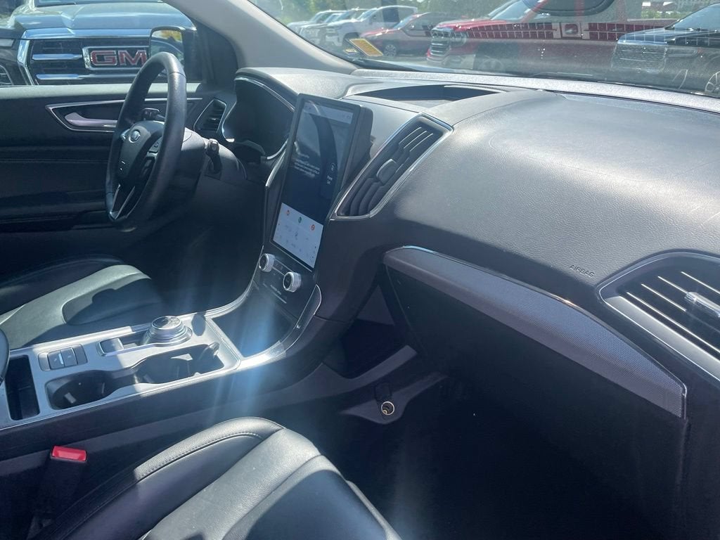 2021 Ford Edge Titanium