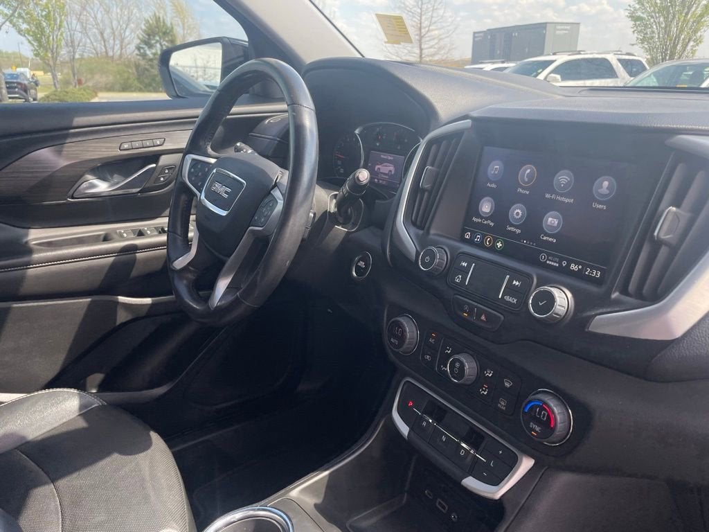 2022 GMC Terrain SLT