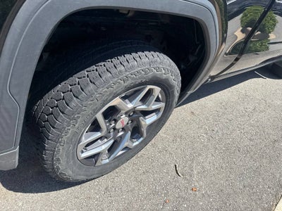 2024 GMC Sierra 1500 SLE