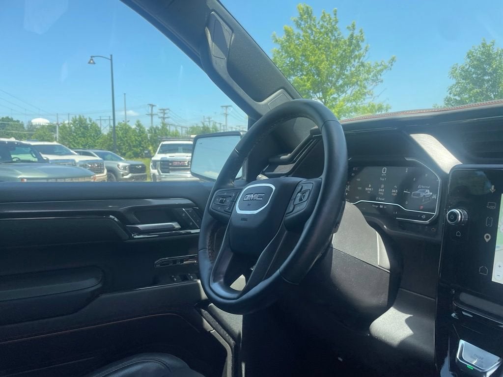 2025 GMC Sierra 1500 AT4