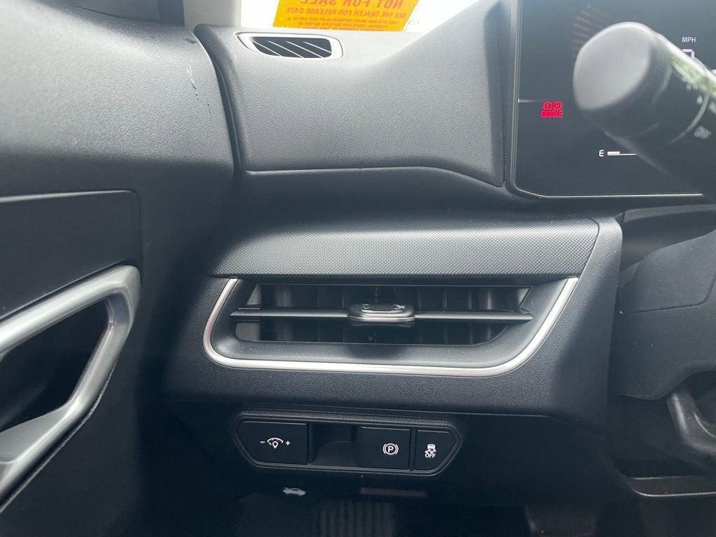 2025 Kia K4 LX