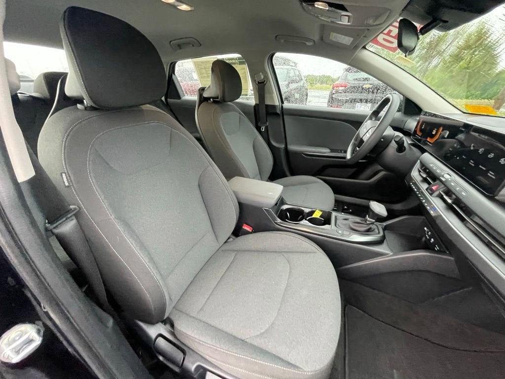 2025 Kia K4 LX