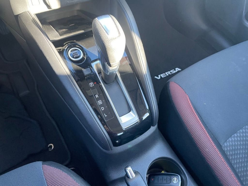 2023 Nissan Versa SR