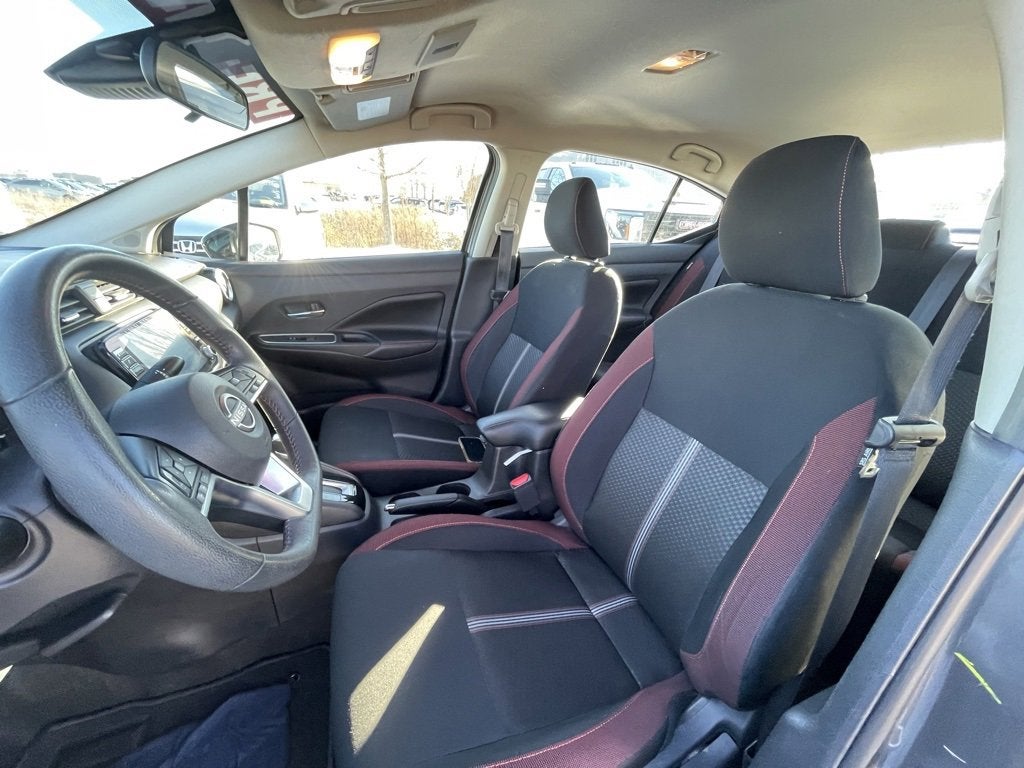 2023 Nissan Versa SR