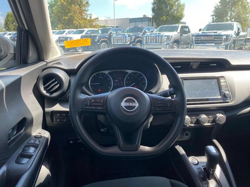 2023 Nissan Kicks S