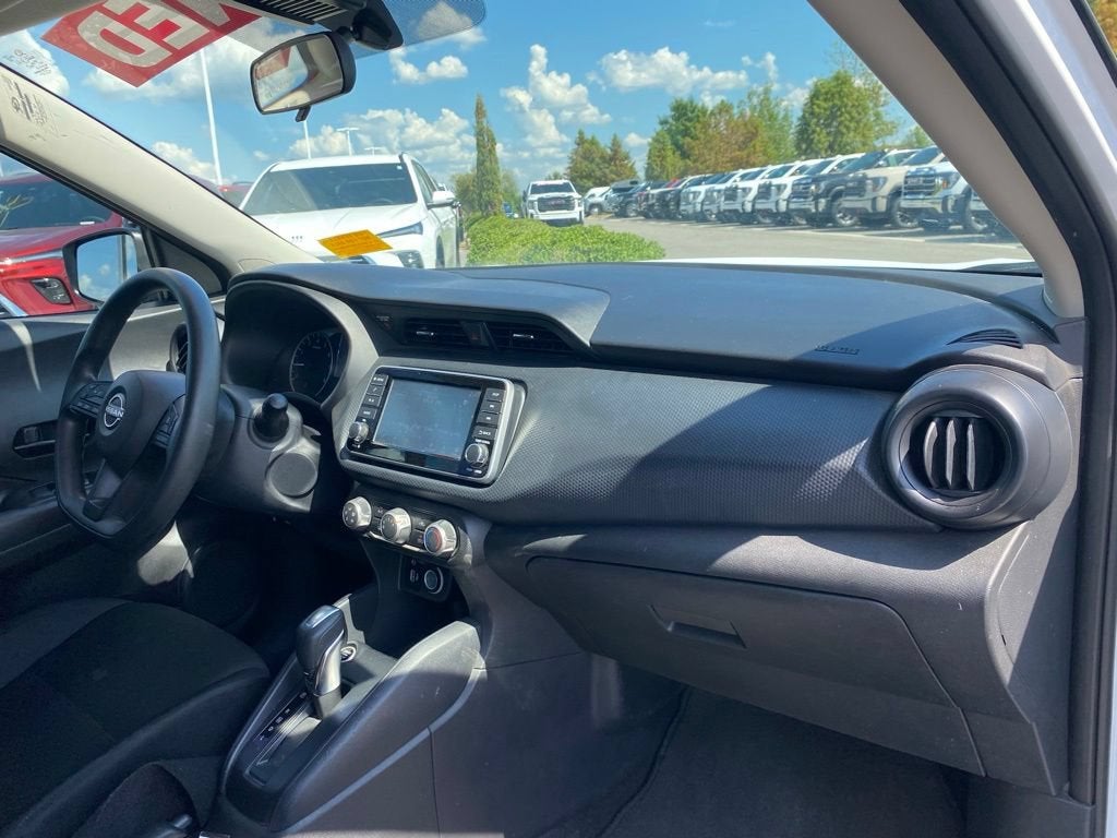2023 Nissan Kicks S