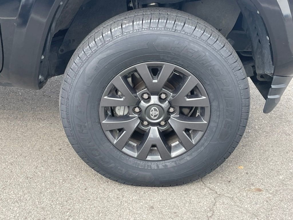 2022 Toyota Tacoma 2WD SR5