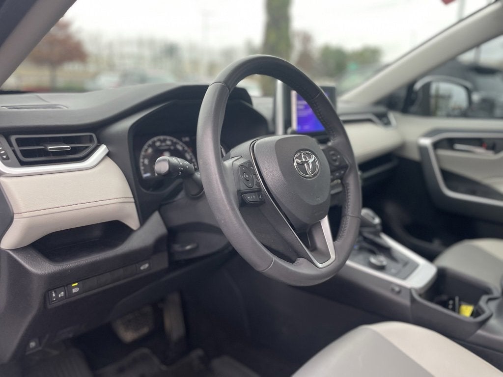 2023 Toyota RAV4 Hybrid XLE Premium