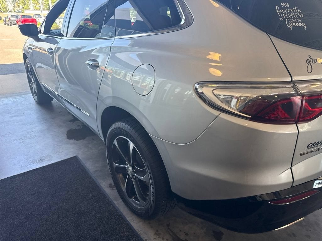 2022 Buick Enclave Essence