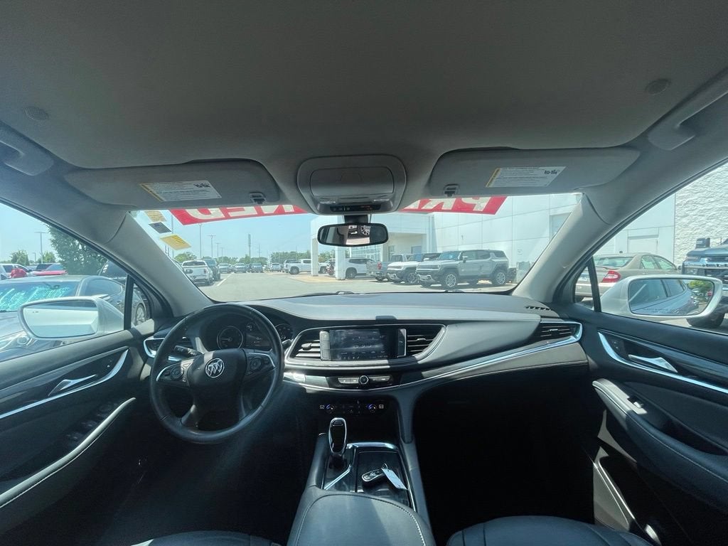 2020 Buick Enclave Essence