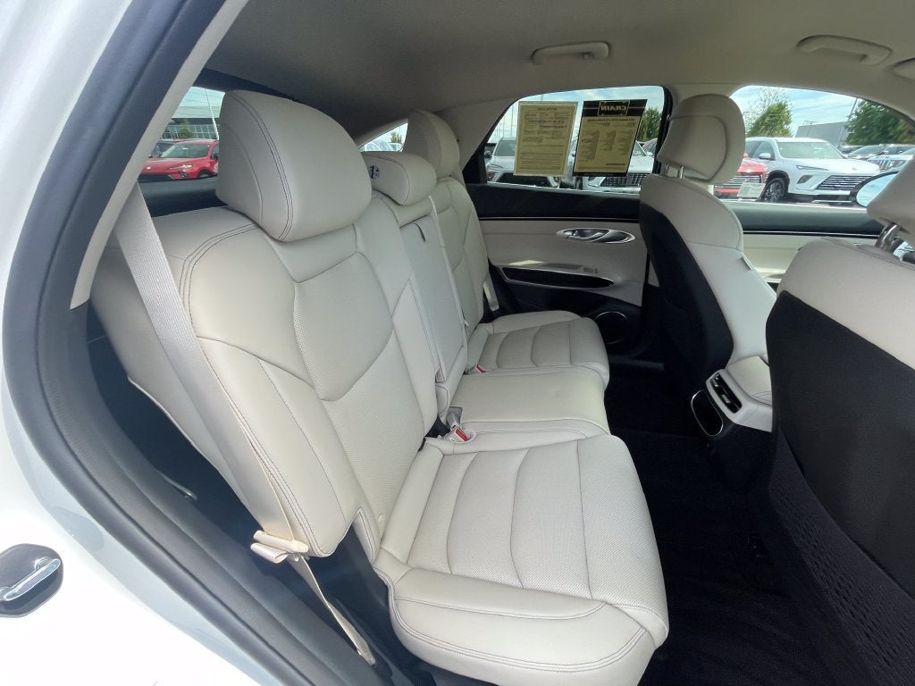 2025 Genesis GV70 2.5T