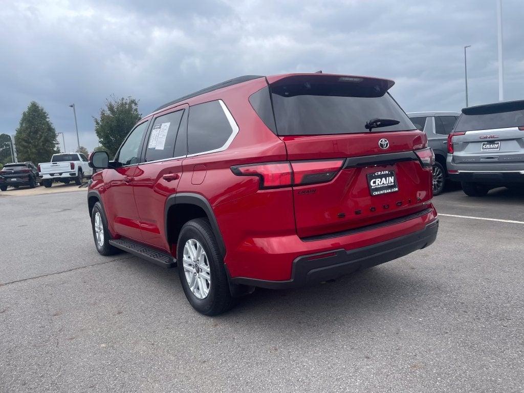 2025 Toyota Sequoia SR5