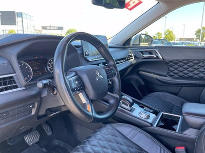 2022 Mitsubishi Outlander SEL